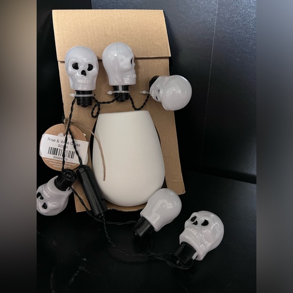 NWT Mud Pie Halloween Set of Light Up Necklace and White Silicone Wine Glass - Picture 2 of 3